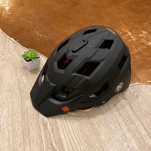Mongoose Helmet (M/L) With GoPro Mount